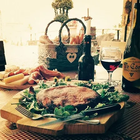 Borgo Di Corte - Agrituristico *